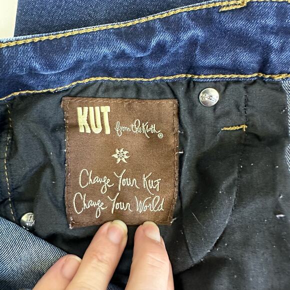 Kut from the Kloth Catherine Boyfriend Jeans - Size 4 Medium Wash Denim - Picture 10 of 10
